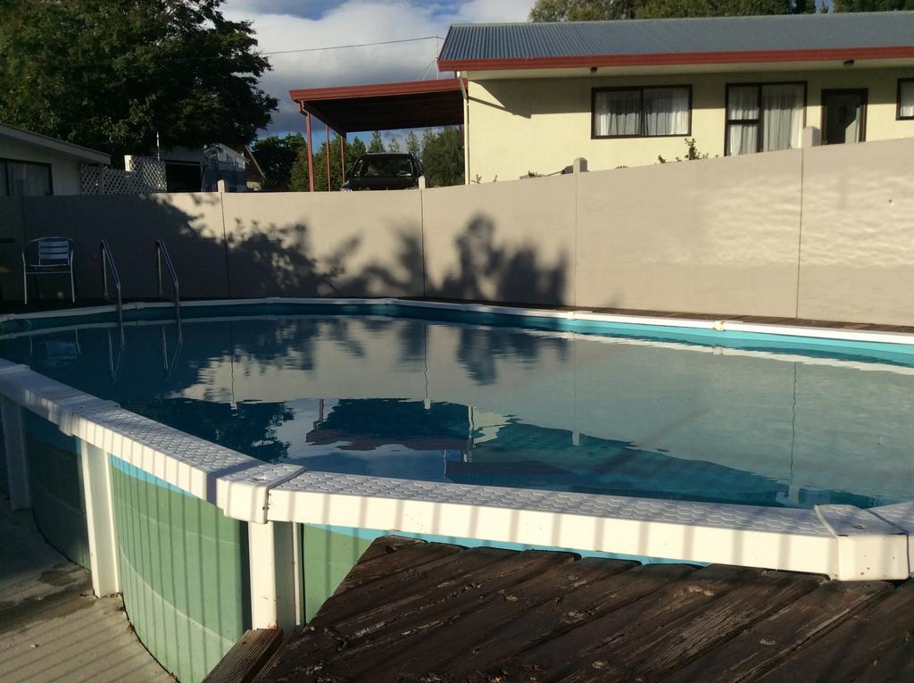 Alexandra Garden Court Motel מראה חיצוני תמונה